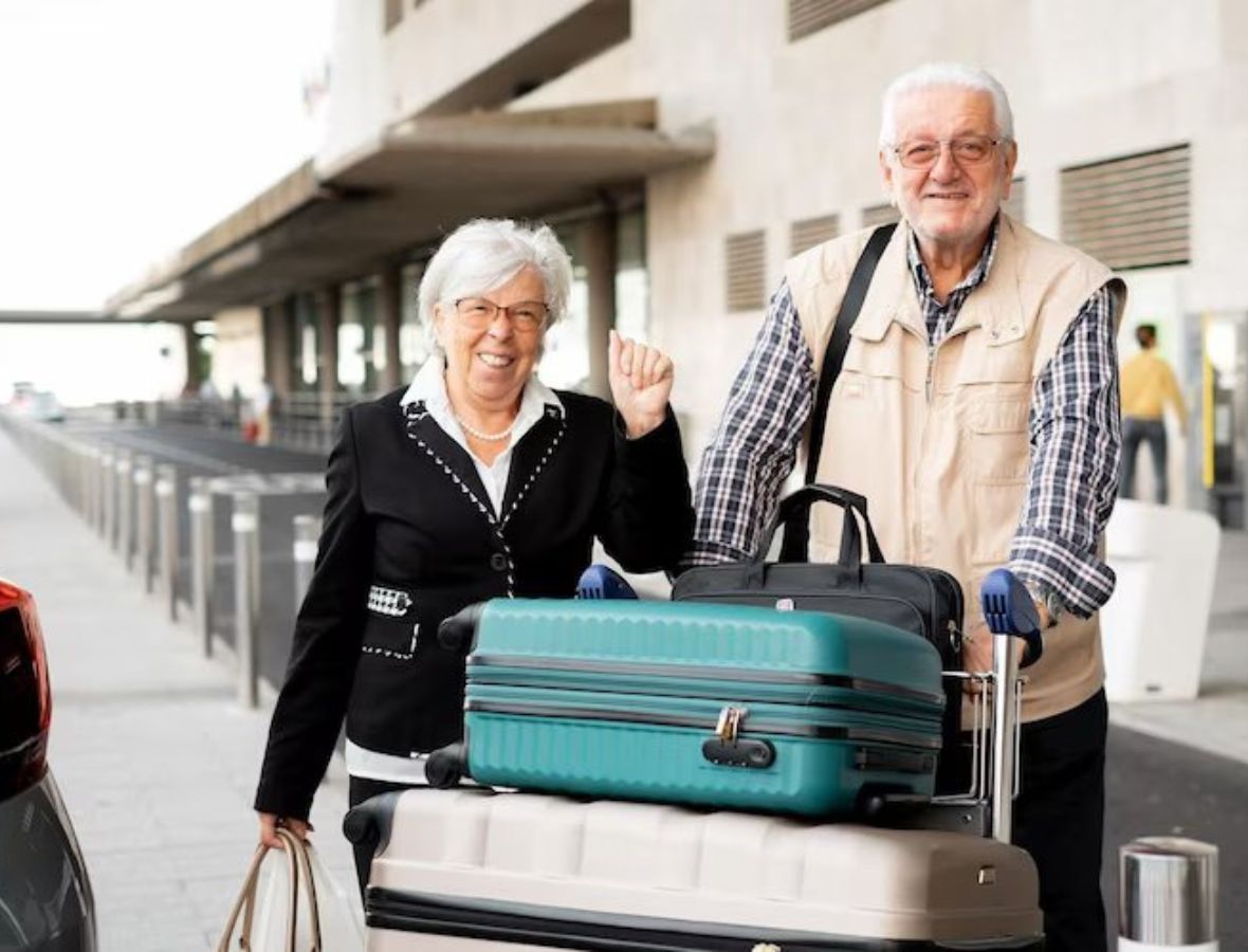 15 Best Lightweight Luggage For Seniors - Detailed Buying Guide For Travellers