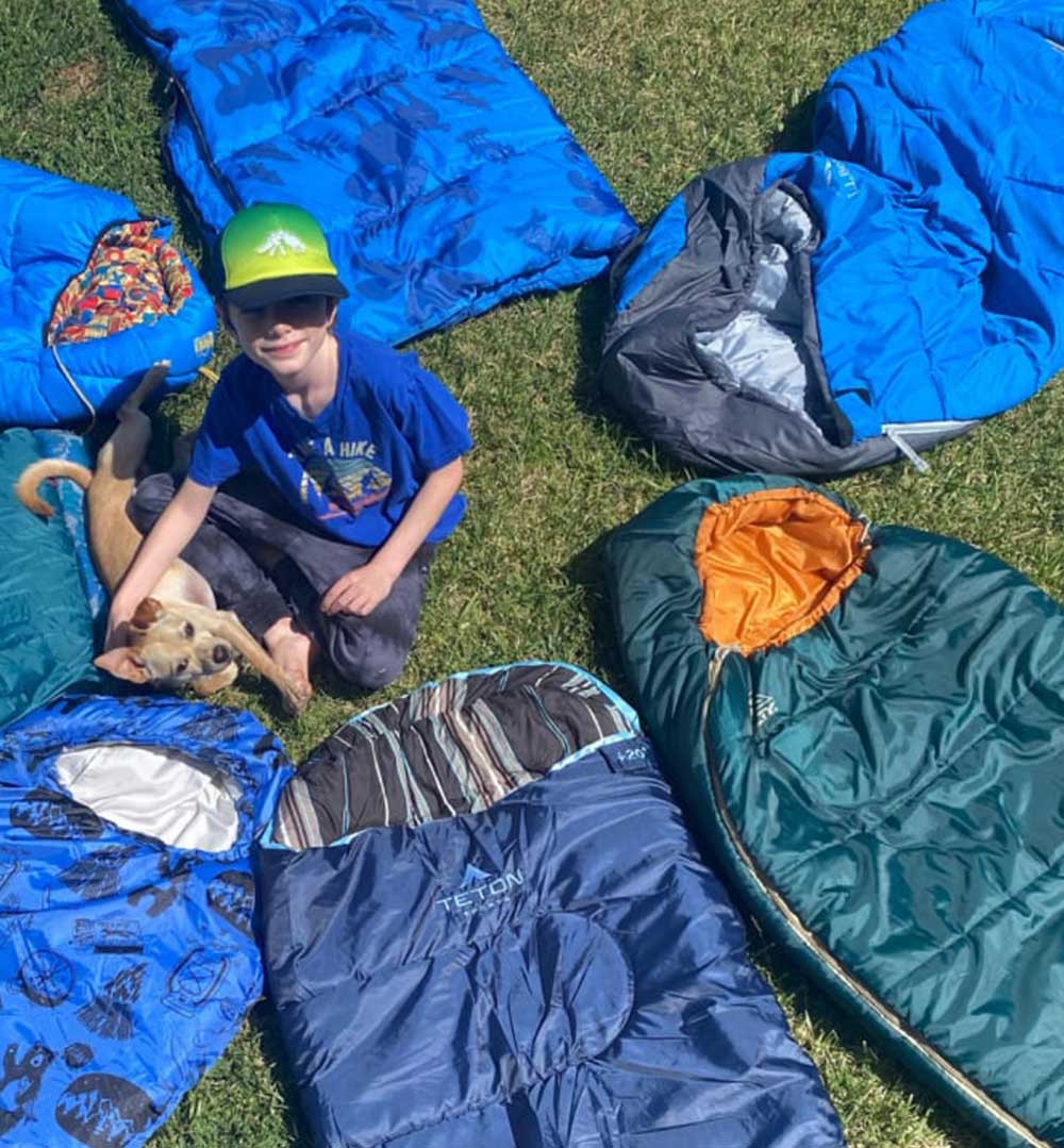 Get the Most Reliable and the 12 Best Sleeping Bags for Adventure Trips