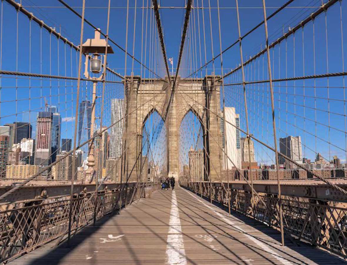 Journey into History - Mind Blowing Facts That Define the Brooklyn Bridge