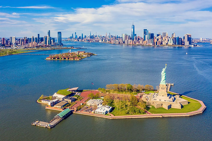 Explore the New York Harbor around the Staten Island