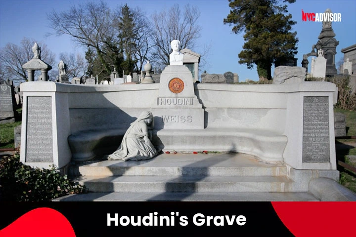 Houdini's Grave in Queens