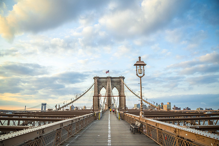 Measuring Up: The Length of the Brooklyn Bridge