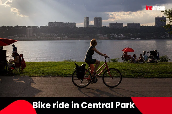 Bike ride in Central Park or along the Hudson River Greenway