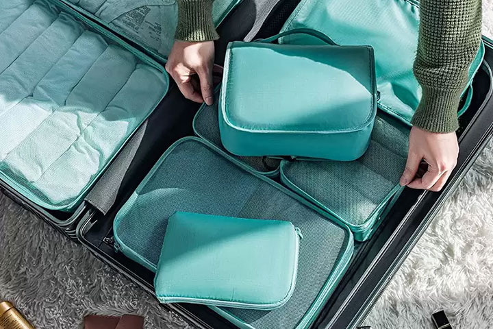 What to consider in the best packing cubes and travel organizers