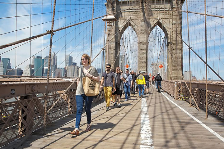 Precautions for Pedestrians During Walk Over the Brooklyn Bridge