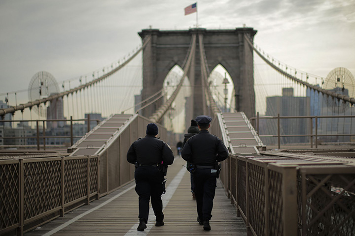 Walk Across the Brooklyn Bridge
