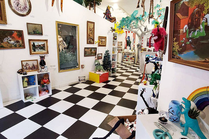 Explore the Leroy’s Place Puppet Store and Gallery 
