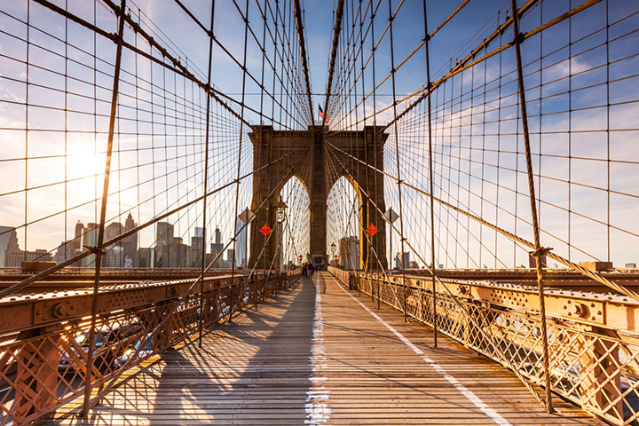 Historical Footnotes: Tales of the Brooklyn Bridge