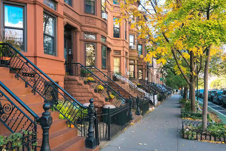 Stroll through the Park Slope and Prospect Park in Brooklyn 