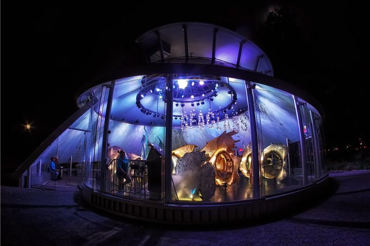 Enjoy the Ride on Sea Glass Carousel in NYC