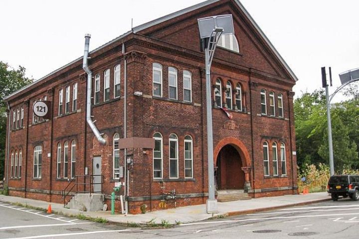 Visit the Brooklyn Navy Yard Museum