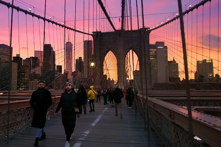 Walk the Brooklyn Bridge