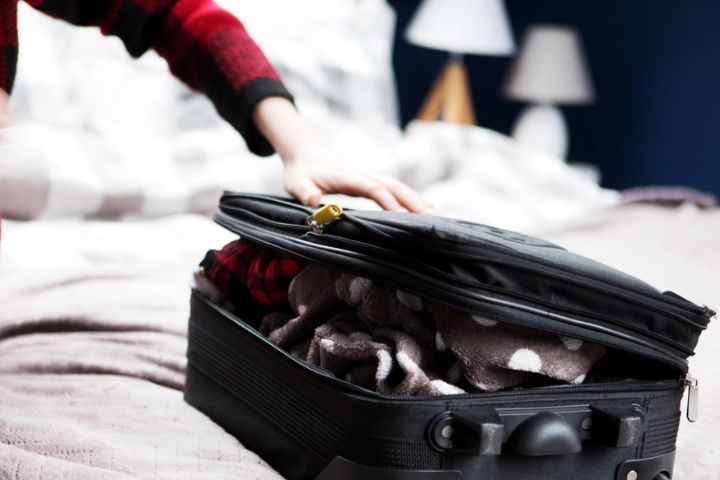 Personal Items Limitations in the Luggage