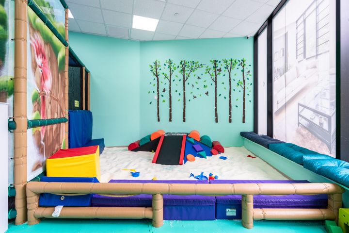 Drop your Little Ones at Shining Smiles Indoor Play Area