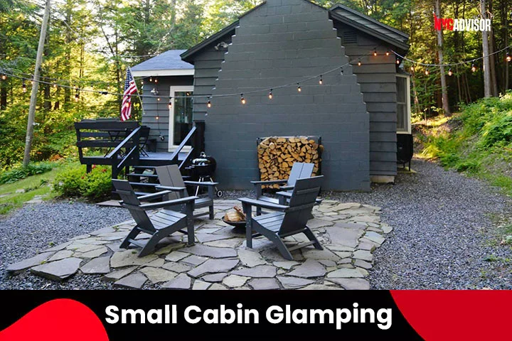 Small Cabin Glamping site, Margaret Ville, NY