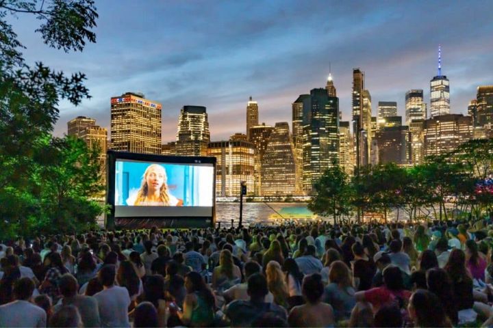 Enjoy Free Movie Nights at Brooklyn Bridge Park