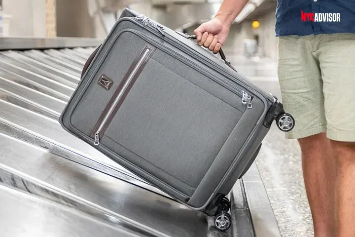What is the Spinner Travel Bag?