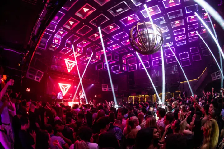  NYC Night Clubs in Summer