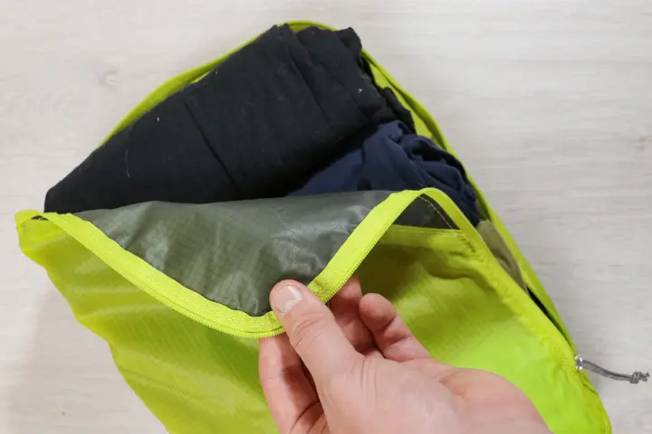 Material and Design of Packing Cubes