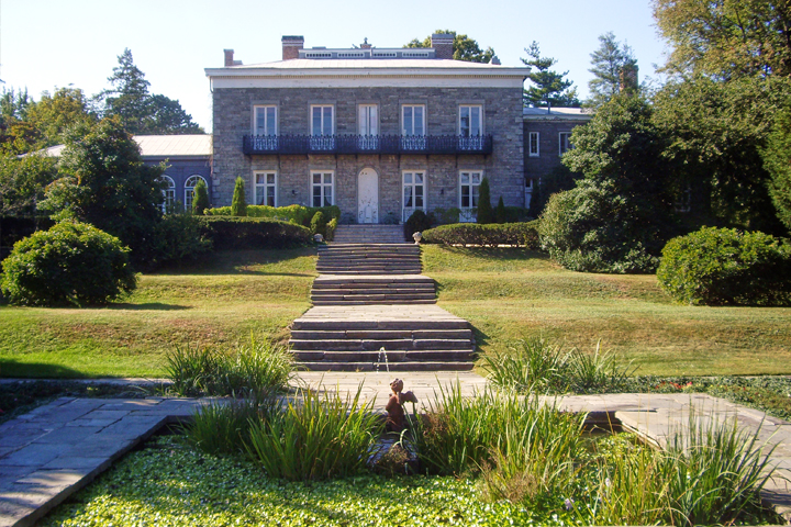 Bartow-Pell Mansion Museum and Gardens