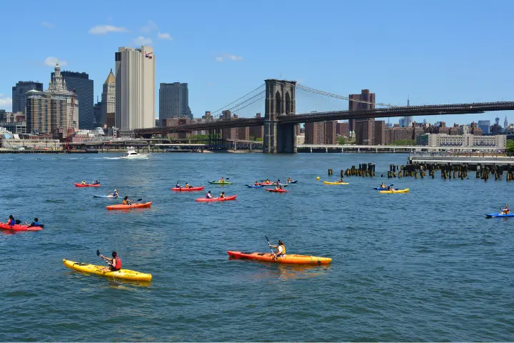 Enjoy Summer Kayaking in Brooklyn Bridge Park