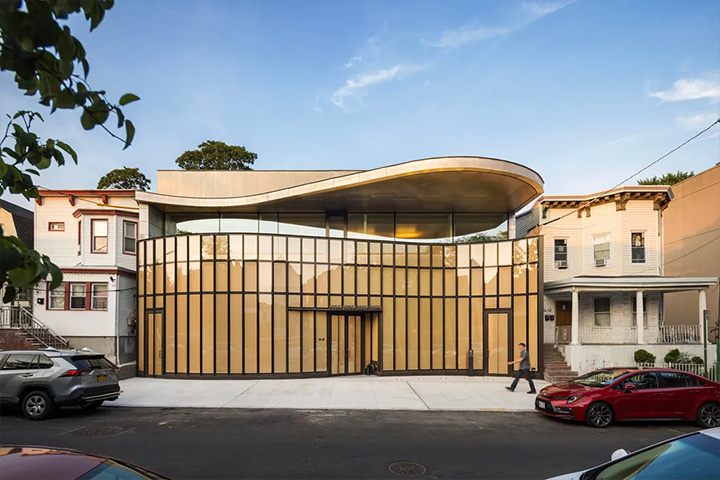 Louis Armstrong House Museum & Armstrong Center