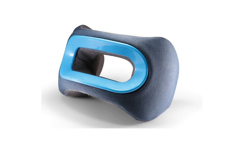 13. Bullbird BR2 travel neck pillow